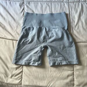 Effortless seamless shorts metal gray size S